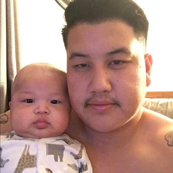 Meet your Posher🙋🏻‍♀️ - Picture 4 of 8